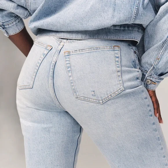 A&F High Rise Dad Jean Short - Picture 5 of 16